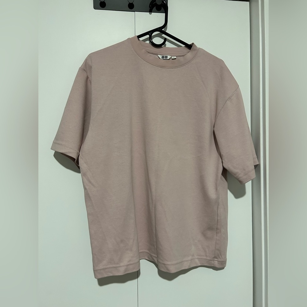 Uniqlo Men’s Oversized Tee Shirt Light Pink Size M